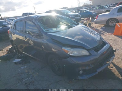 TOYOTA MATRIX 2012