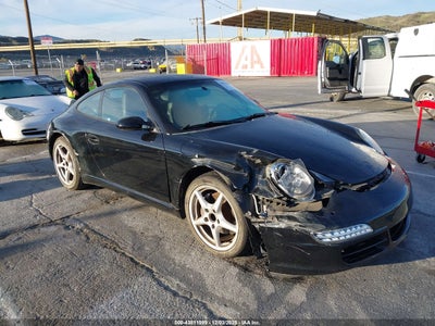 PORSCHE 911 2005