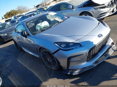 TOYOTA GR86 2024