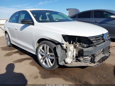 VOLKSWAGEN JETTA 2016