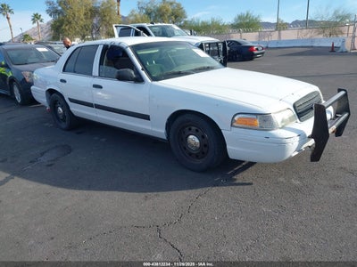 FORD CROWN VICTORIA 2011
