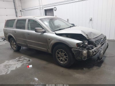 VOLVO XC70 2004