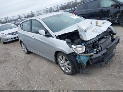 HYUNDAI ACCENT 2013