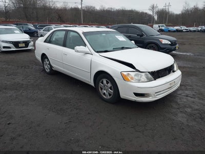 TOYOTA AVALON 2000