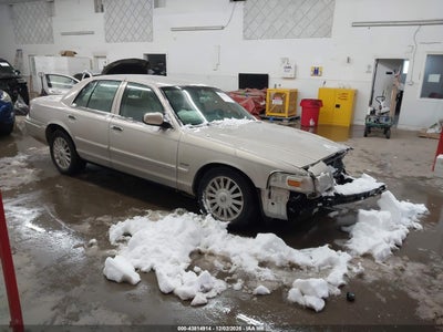 MERCURY GRAND MARQUIS 2010