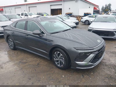 HYUNDAI SONATA HYBRID 2026
