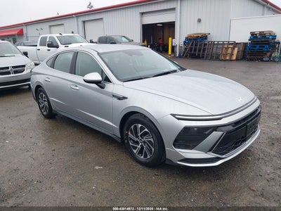 HYUNDAI SONATA HYBRID 2026