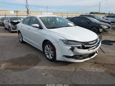 CHRYSLER 200 2016