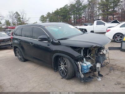 TOYOTA HIGHLANDER 2017