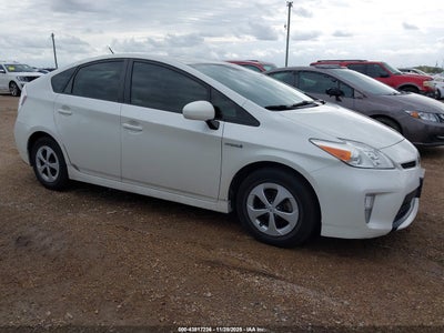 TOYOTA PRIUS 2015