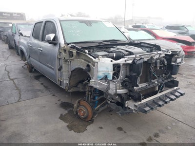 TOYOTA TACOMA 2018