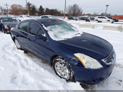 NISSAN ALTIMA 2010