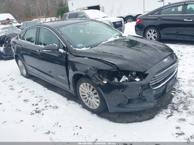 FORD FUSION HYBRID 2013