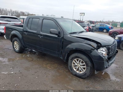 NISSAN FRONTIER 2015