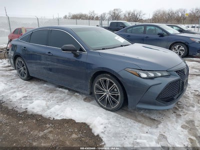 TOYOTA AVALON 2020