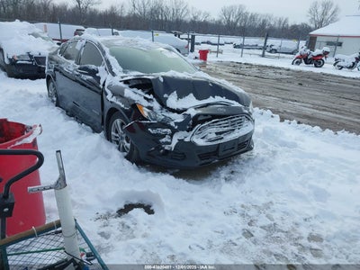 FORD FUSION HYBRID 2015