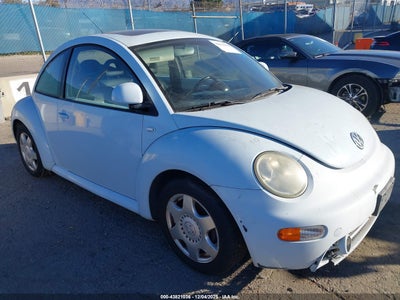 VOLKSWAGEN NEW BEETLE 2000