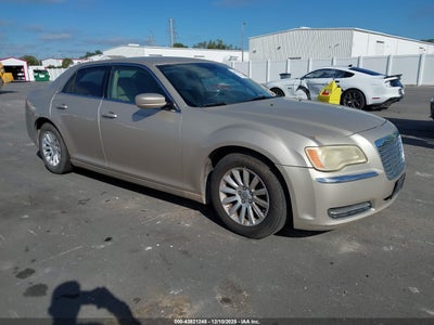 CHRYSLER 300 2012