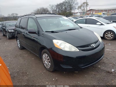 TOYOTA SIENNA 2008
