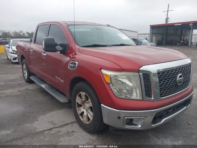NISSAN TITAN 2017