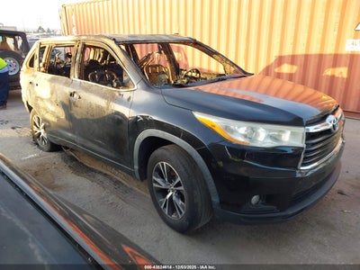 TOYOTA HIGHLANDER 2016