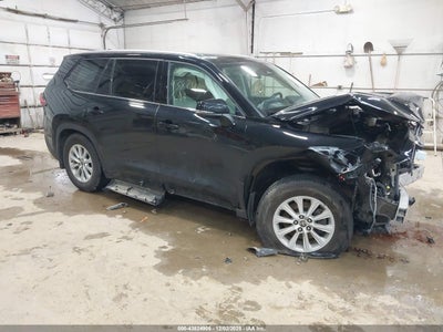TOYOTA GRAND HIGHLANDER 2024