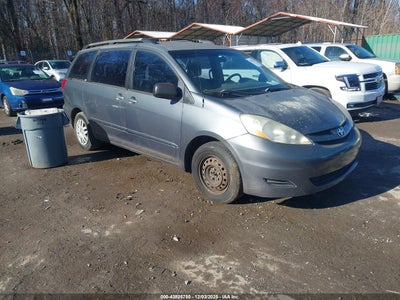 TOYOTA SIENNA 2007