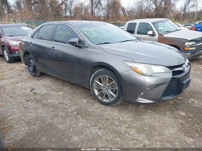TOYOTA CAMRY 2016