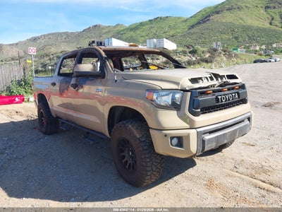 TOYOTA TUNDRA 2017