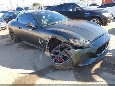 MASERATI GRANTURISMO 2013