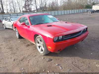 DODGE CHALLENGER 2011