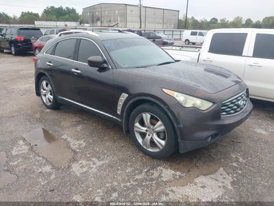 INFINITI FX35 2010