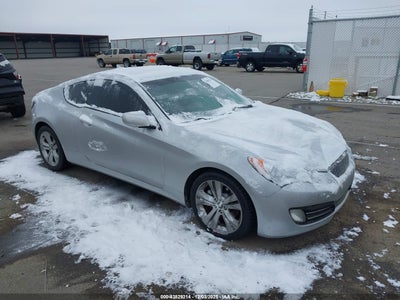 HYUNDAI GENESIS 2010