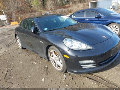 PORSCHE PANAMERA 2012