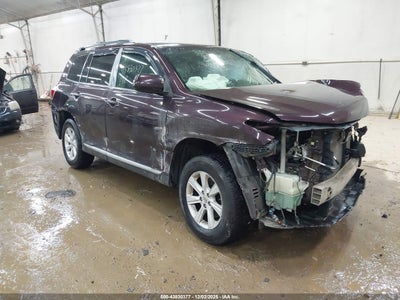 TOYOTA HIGHLANDER 2013