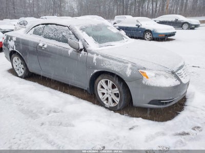 CHRYSLER 200 2011
