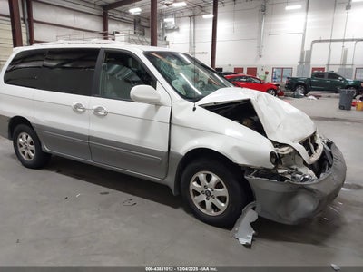 KIA SEDONA 2004