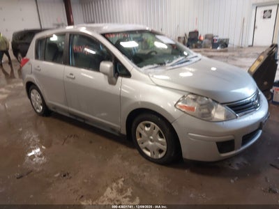 NISSAN VERSA 2011