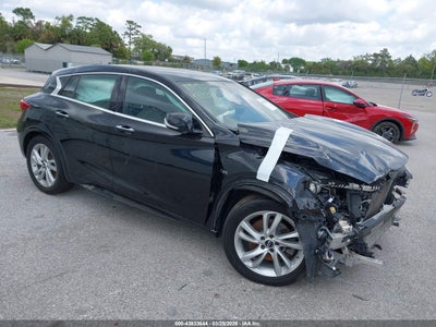 INFINITI QX30 2018