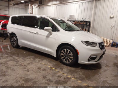 CHRYSLER PACIFICA HYBRID 2022
