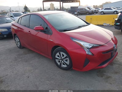 TOYOTA PRIUS 2016