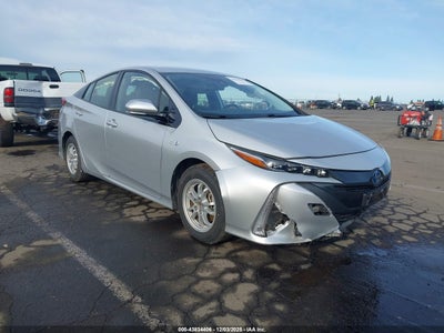 TOYOTA PRIUS PRIME 2020