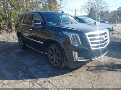 CADILLAC ESCALADE 2018