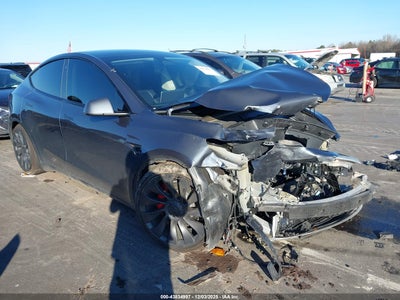 TESLA MODEL Y 2023