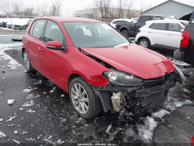 VOLKSWAGEN GOLF 2011