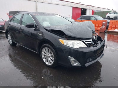 TOYOTA CAMRY HYBRID 2014