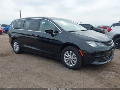 CHRYSLER PACIFICA 2017