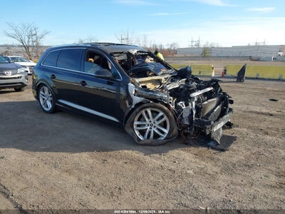 AUDI Q7 2017