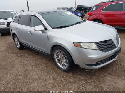 LINCOLN MKT 2013