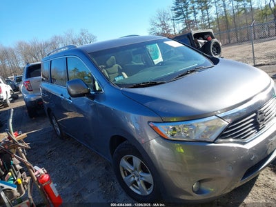 NISSAN QUEST 2017